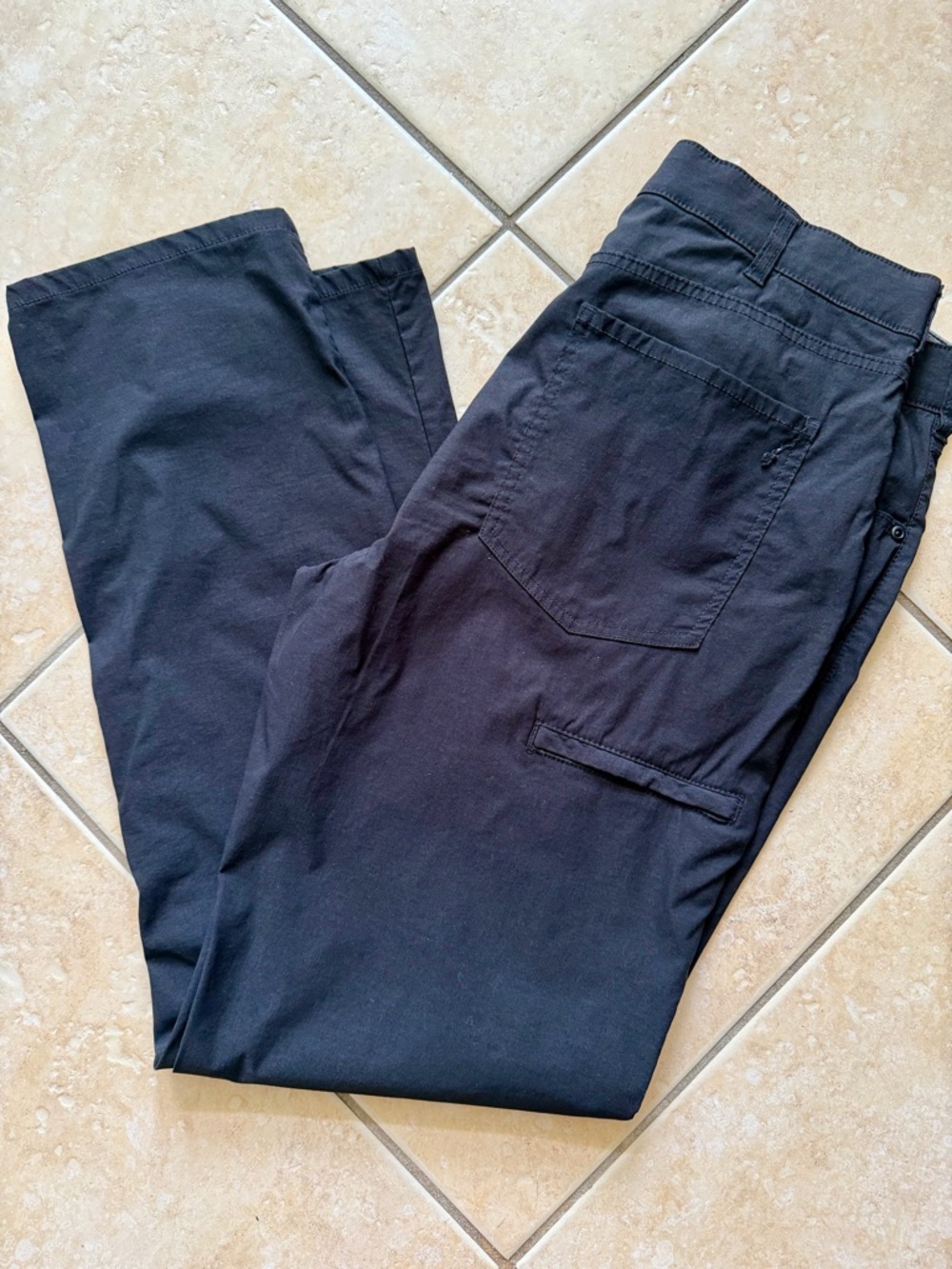 Men's Black Cargo Pants – Slim Utility Style